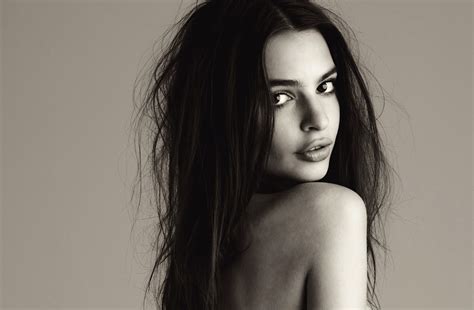 topless leaked|Stars Who Have Posed Topless: Emily Ratajkowski, More